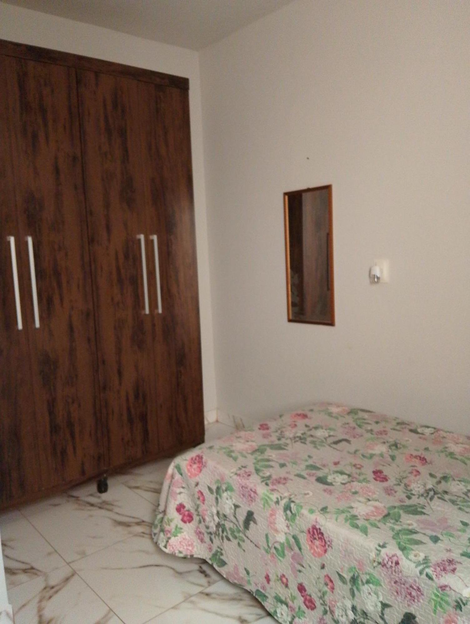 Casa Amarela Apartment Uberlândia Exterior photo